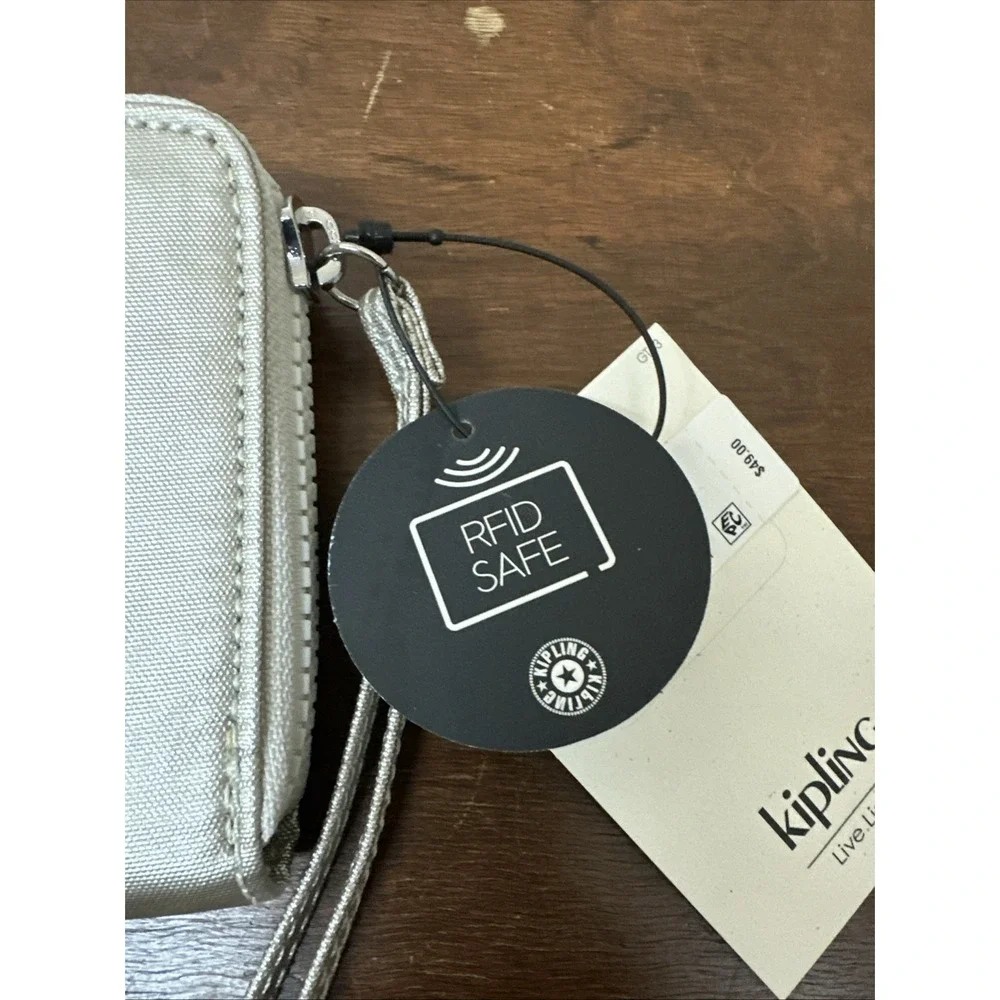 Kipling Imali Silver Cloud Metal Large RFID Wallet Wristlet KI4284 NEW